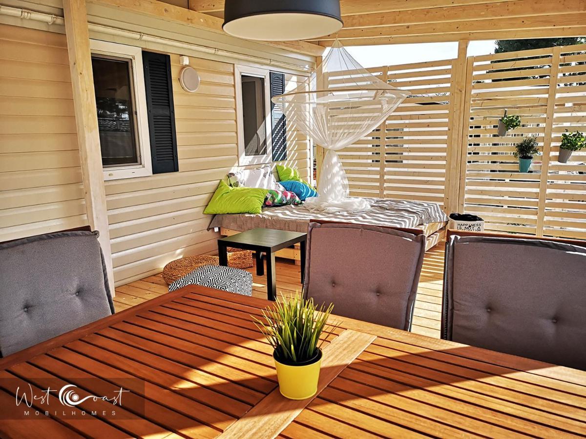 West Coast Mobilhome With Xxl Terrace Tar-Vabriga ภายนอก รูปภาพ