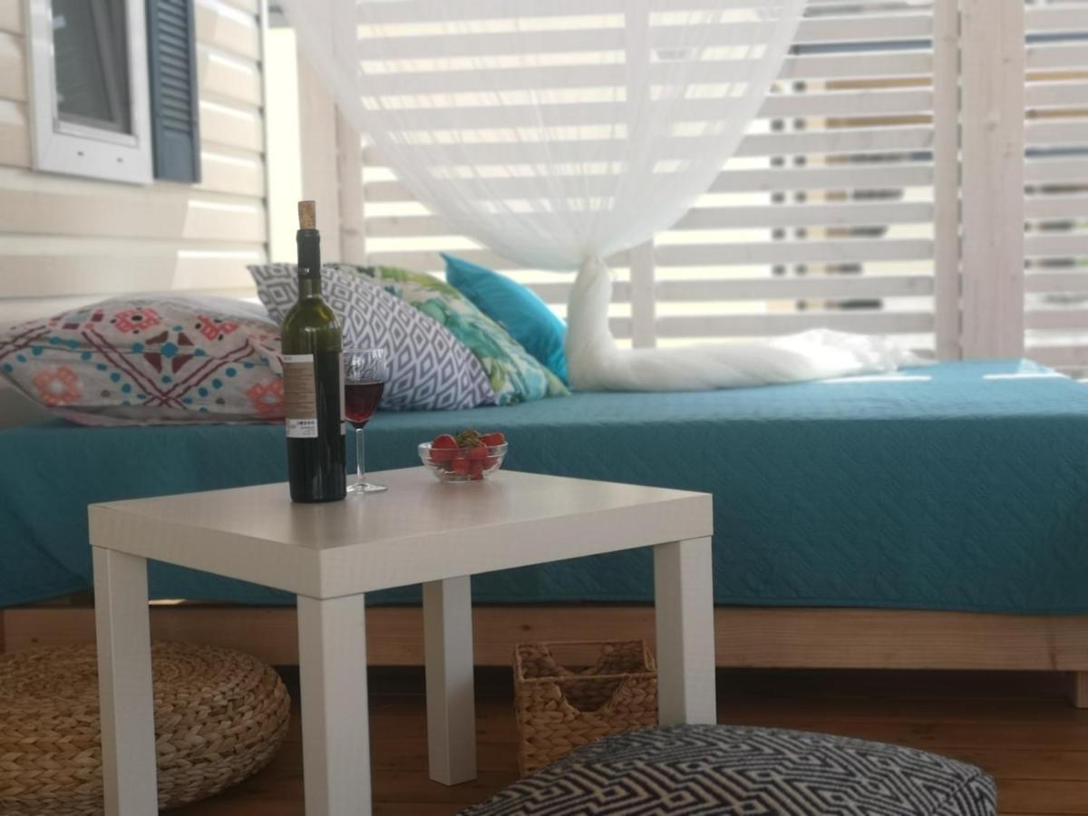 West Coast Mobilhome With Xxl Terrace Tar-Vabriga ภายนอก รูปภาพ