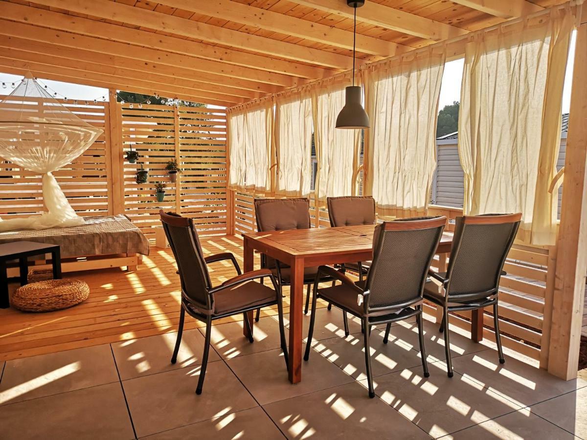 West Coast Mobilhome With Xxl Terrace Tar-Vabriga ภายนอก รูปภาพ